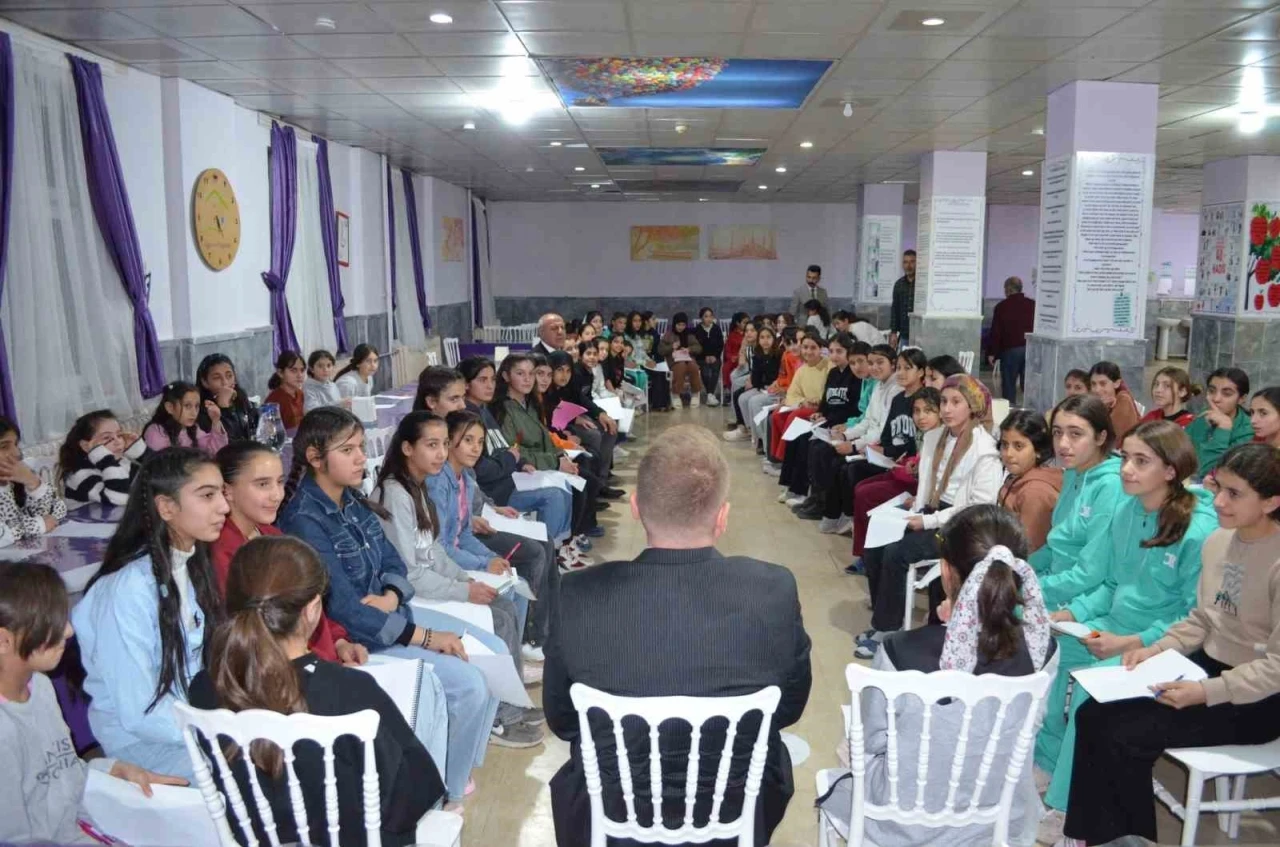 Bulanık&rsquo;ta devletin sıcak eli &ouml;ğrencilere uzandı
