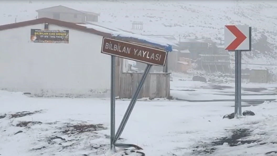 Bülbülan Yaylası beyaza büründü
