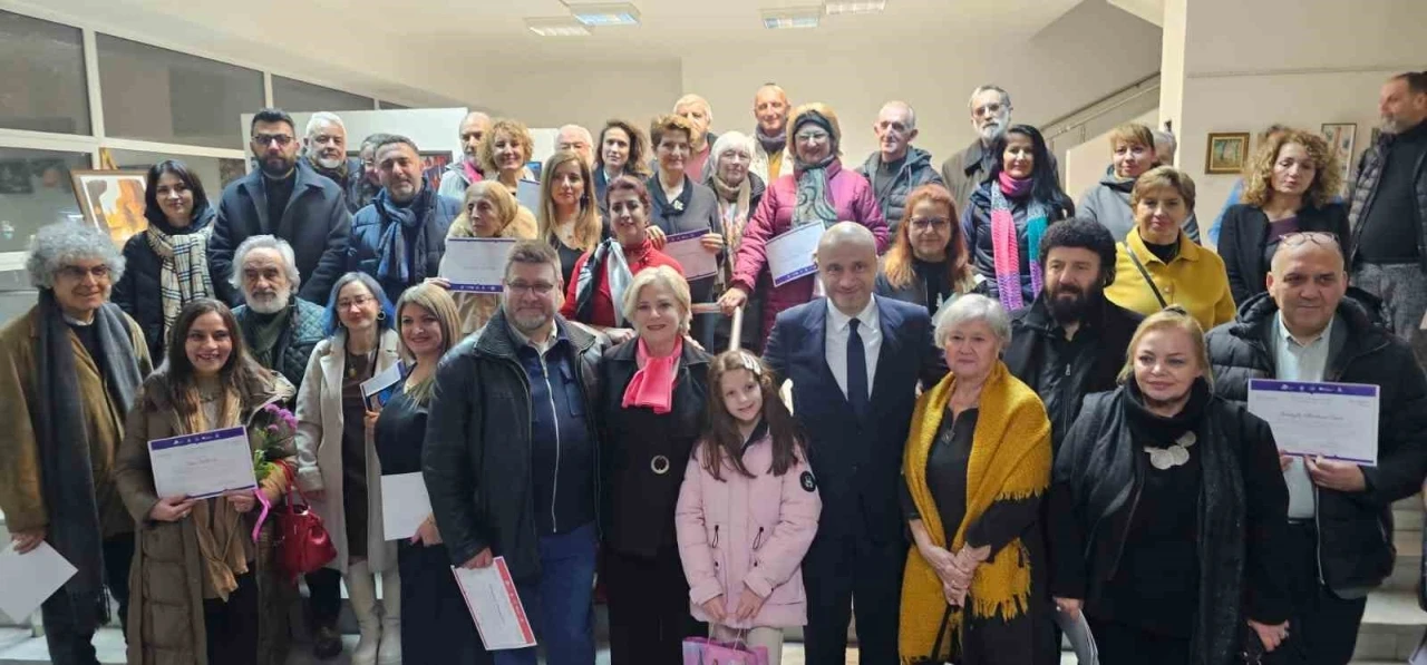 Bulgaristan&rsquo;da &lsquo;Yedi Tepeler Bulgar-T&uuml;rk Dostluk Sergisi&rsquo; sanatseverlerle buluştu
