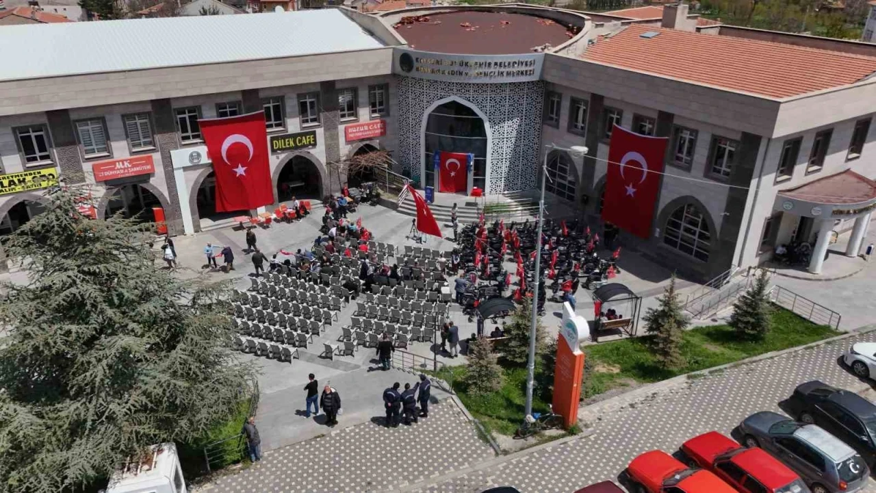 Bünyan’da engeller el ele aşılıyor
