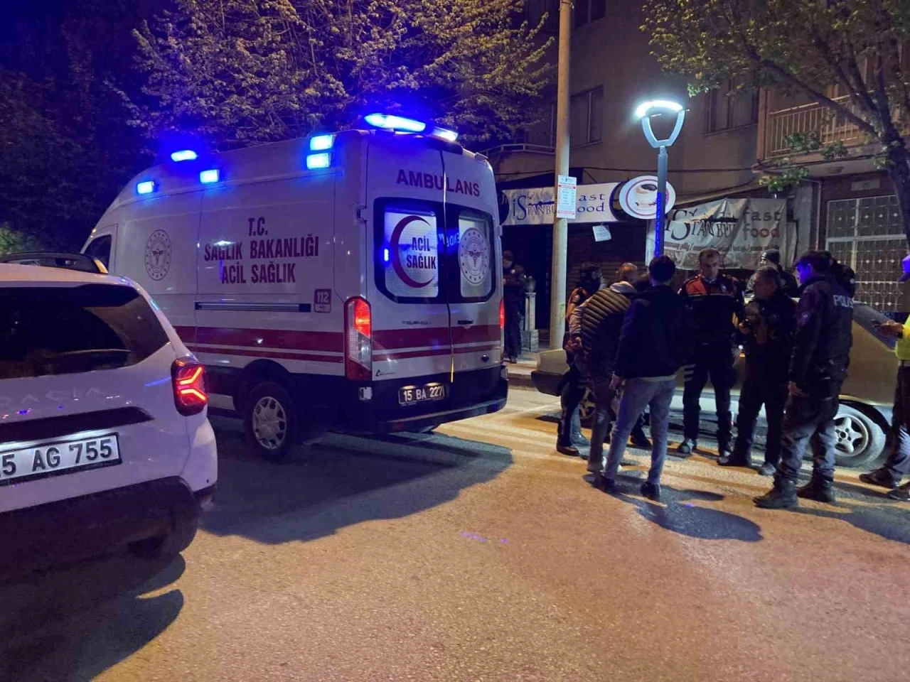 Burdur’da iki grup arasında çıkan kavgada 1 kişi bıçaklandı
