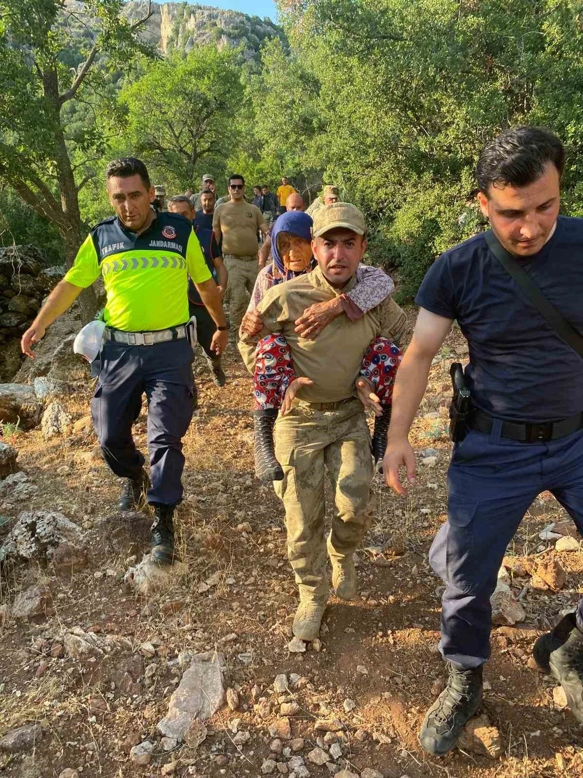 Burdur’da ikinci kez kaybolan Alzheimer hastası yaşlı kadın arazide bulundu

