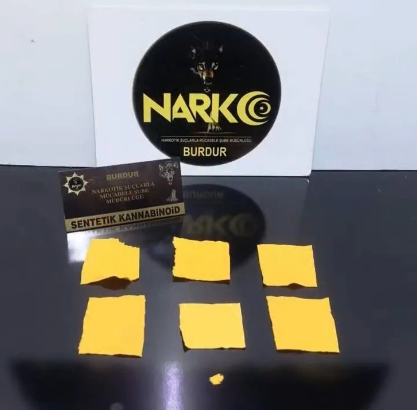 Burdur&rsquo;da polis ekiplerinden uyuşturucu operasyonu
