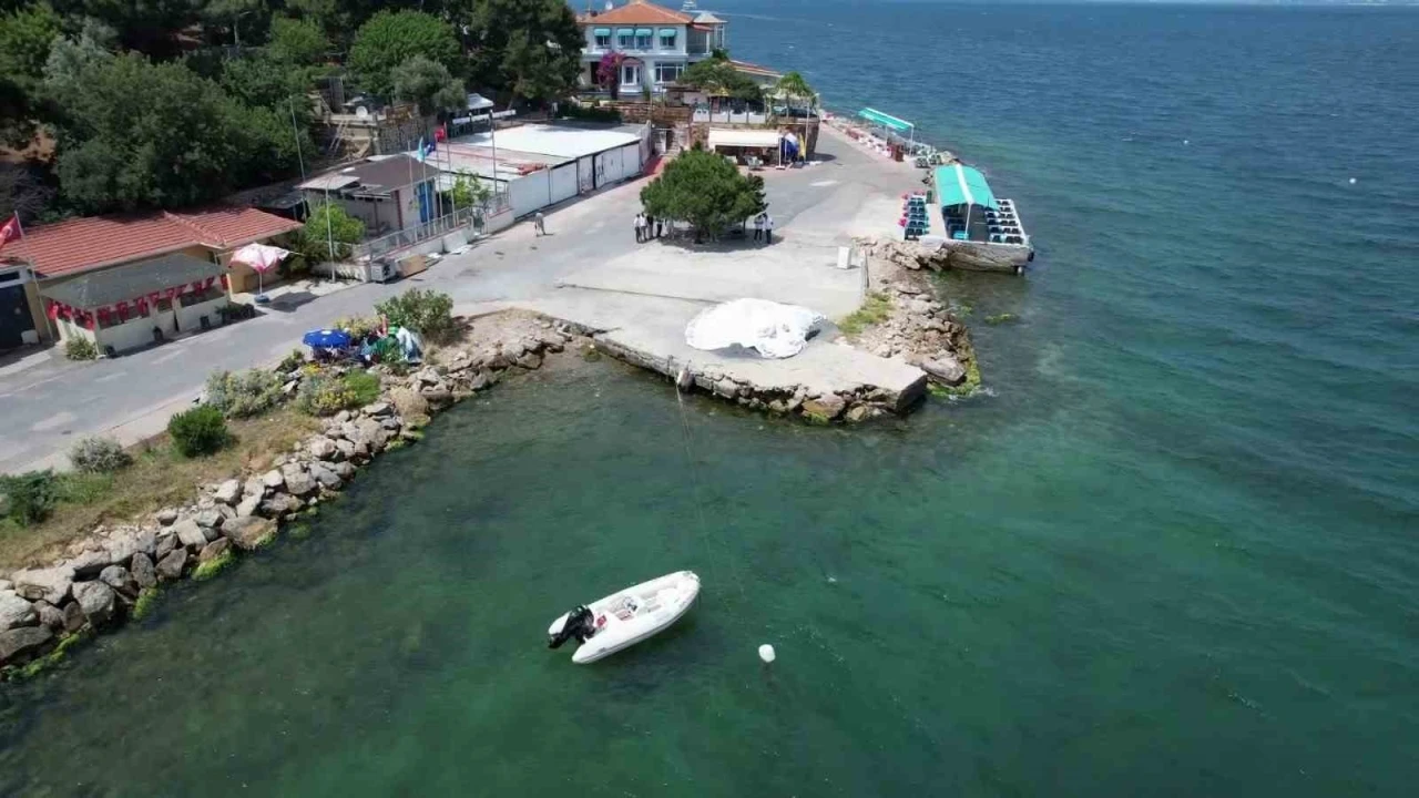 Burgazada’da taşıma gemisi krizi: ‘Kaçak dolgu’ iddiası gündemde
