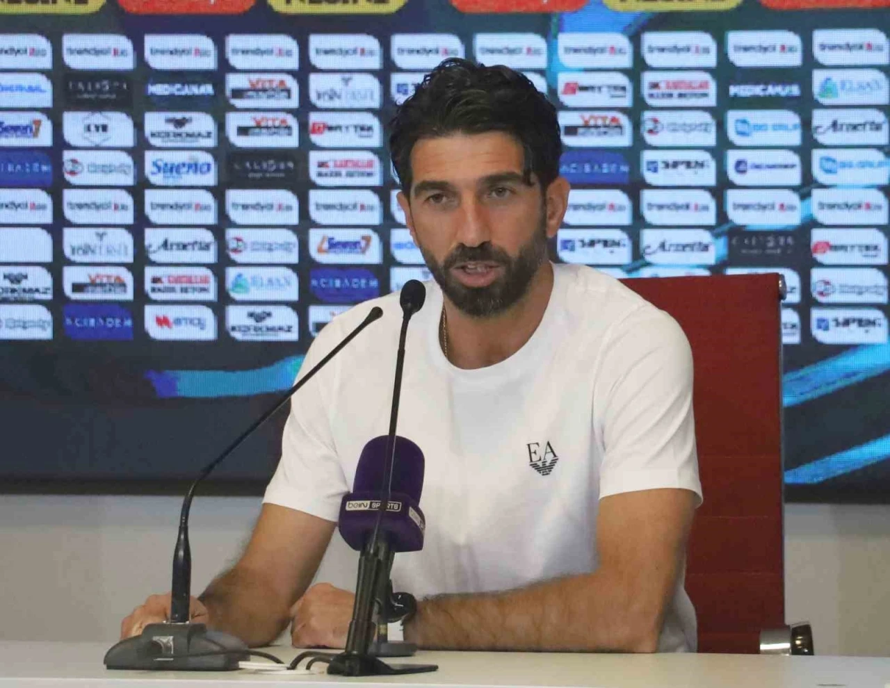 Burhan Eşer: "Berabere kaldığımız için üzgünüz"