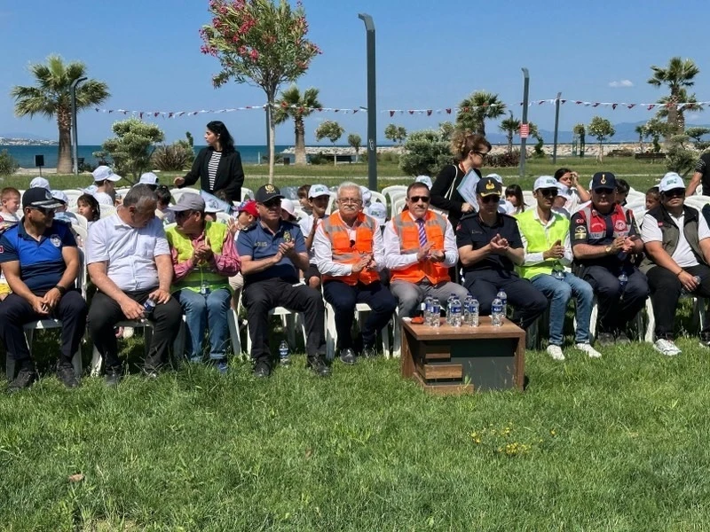 Burhaniye’ de Çevre Günü etkinliği düzenlendi
