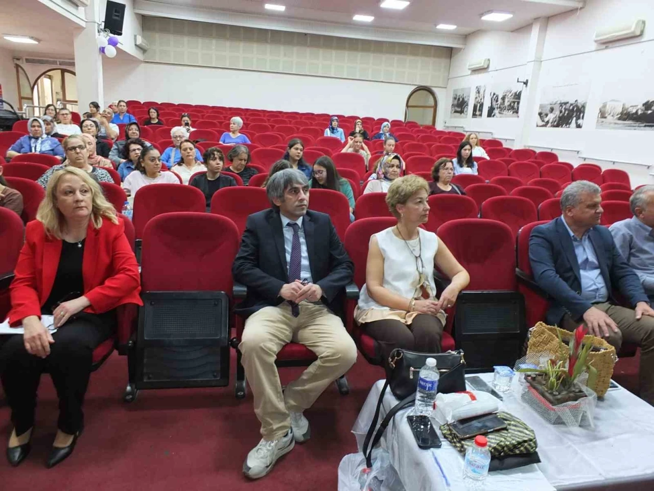 Burhaniye’ de Çölyak Farkındalık Konferansı düzenlendi
