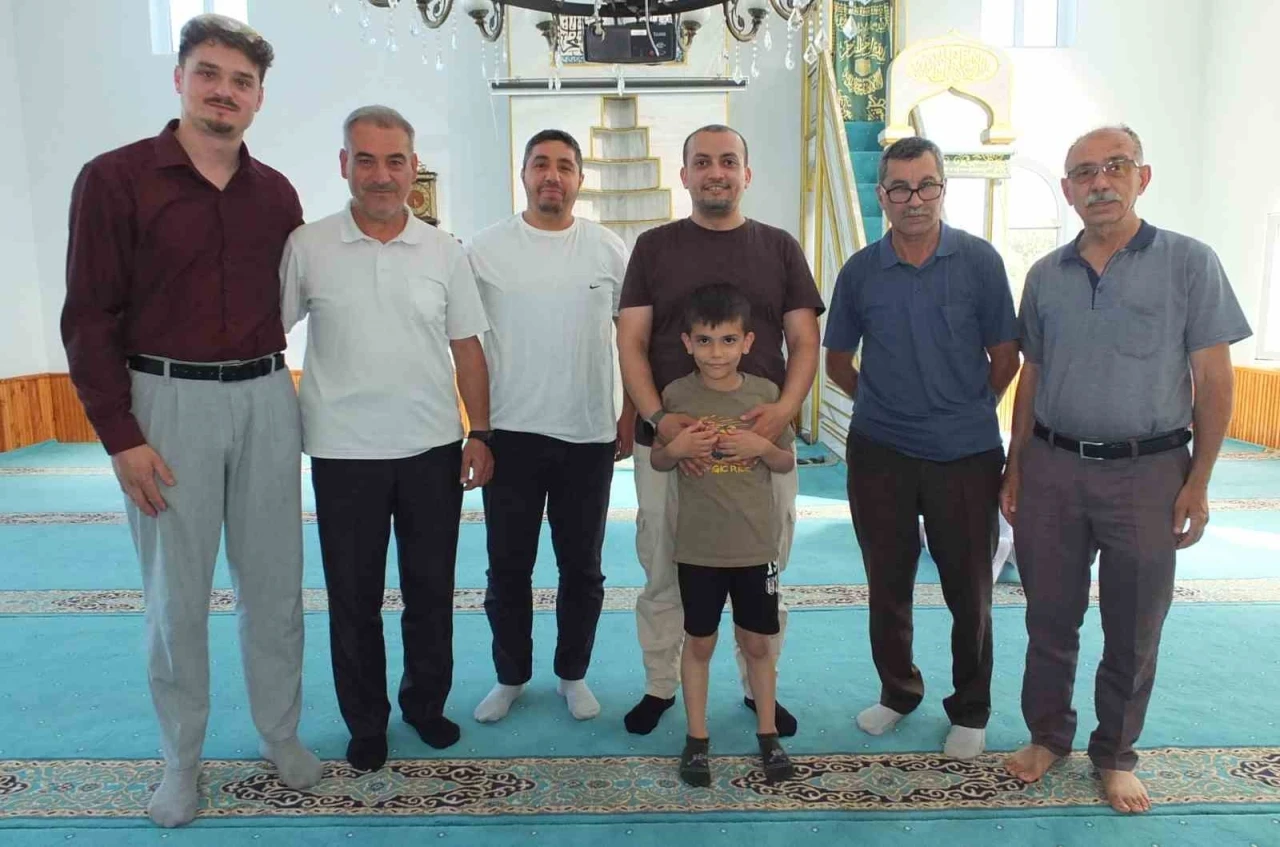 Burhaniye&rsquo;de imam dayanışması devam ediyor

