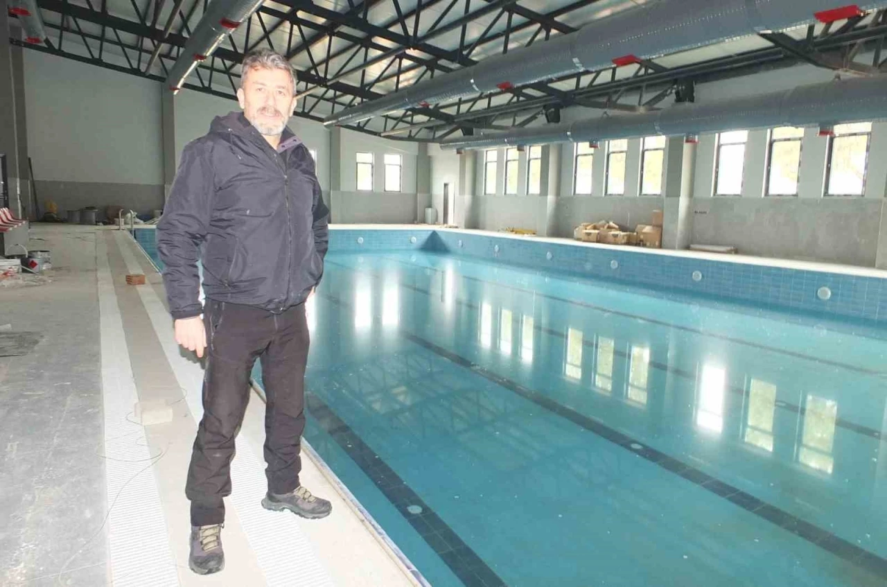 Burhaniye&rsquo;de y&uuml;zme bilmeyen kalmayacak
