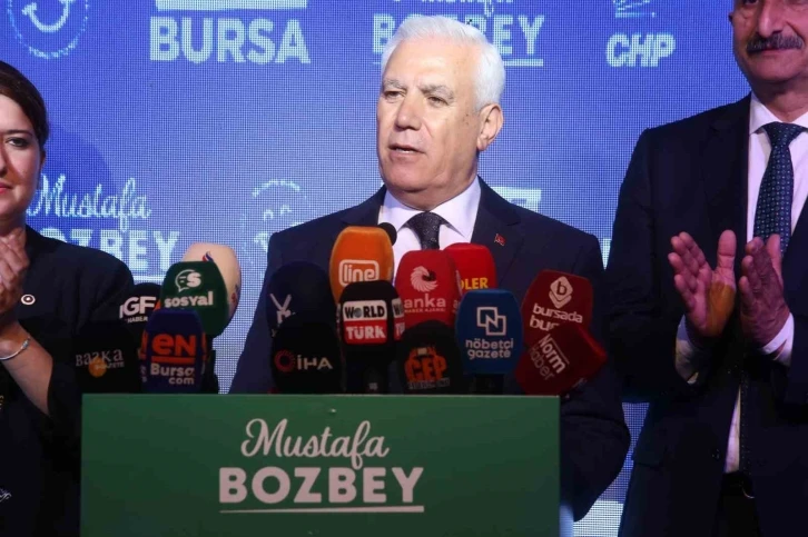 Bursa Büyükşehir Belediye Başkan Adayı Bozbey: &quot;Yarın sabahtan itibaren bu kentte herkes mutlu yaşayacak&quot;
