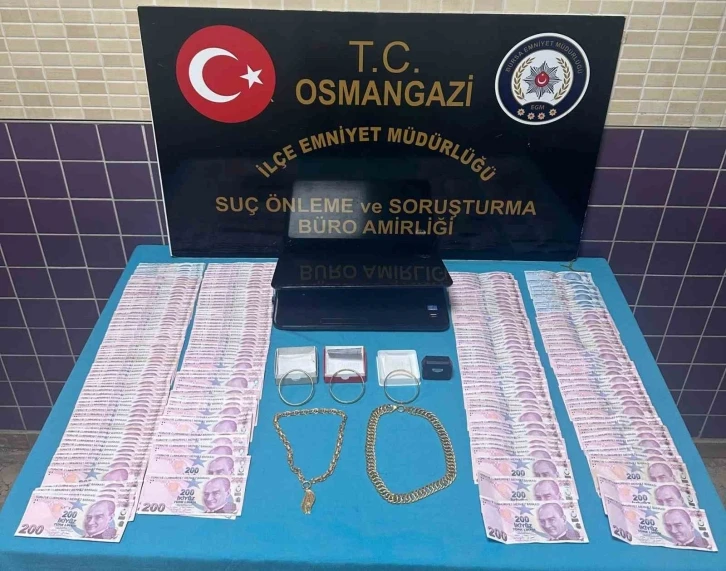 Bursa’da 900 bin liralık hırsızlık yapan 2 şüpheli yakalandı
