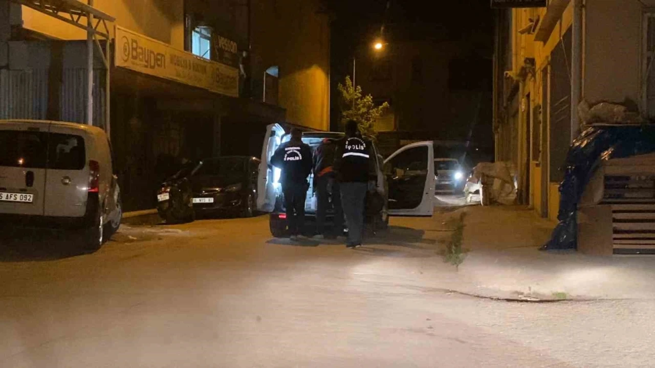 Bursa’da alacak-verecek kavgası: 2 yaralı
