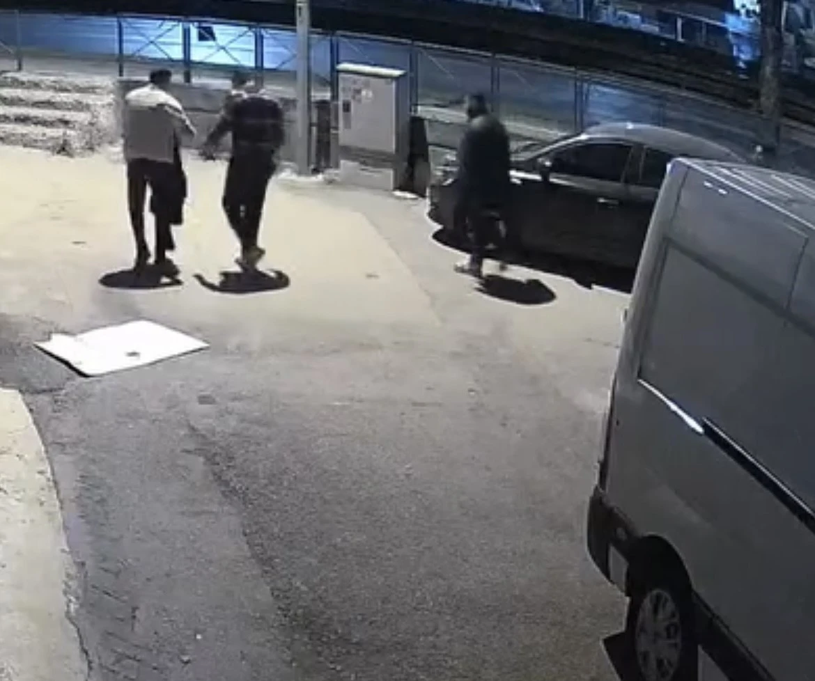 Bursa’da eğlence mekanında hesap tartışması kanlı bitti: 1 ölü, 1 yaralı
