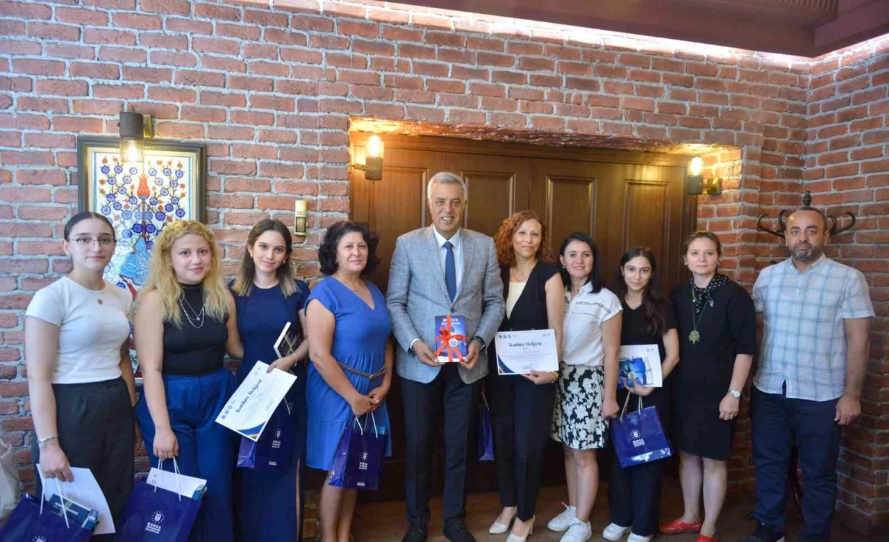 Bursa’da ‘Esnek Oyun Alanı Projesi’yle çocuklar eğlenerek öğrendi
