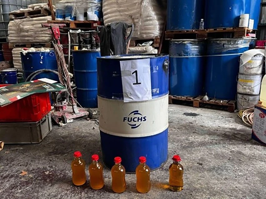 Bursa&rsquo;da ka&ccedil;ak akaryakıt operasyonu: 5 g&ouml;zaltı
