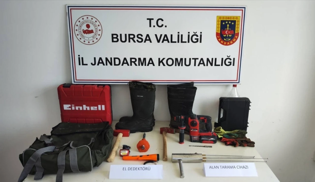 Bursa’da kaçak kazıya suçüstü
