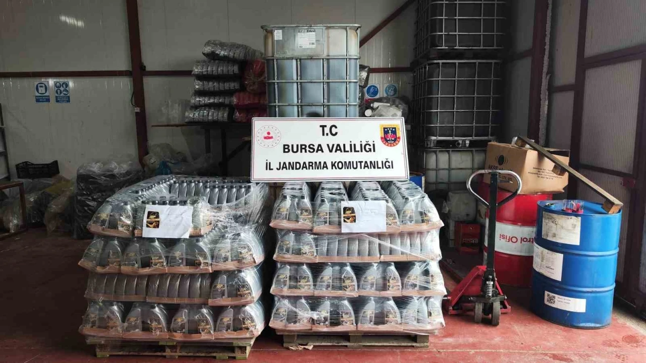 Bursa’da kaçak motor yağı üretimi
