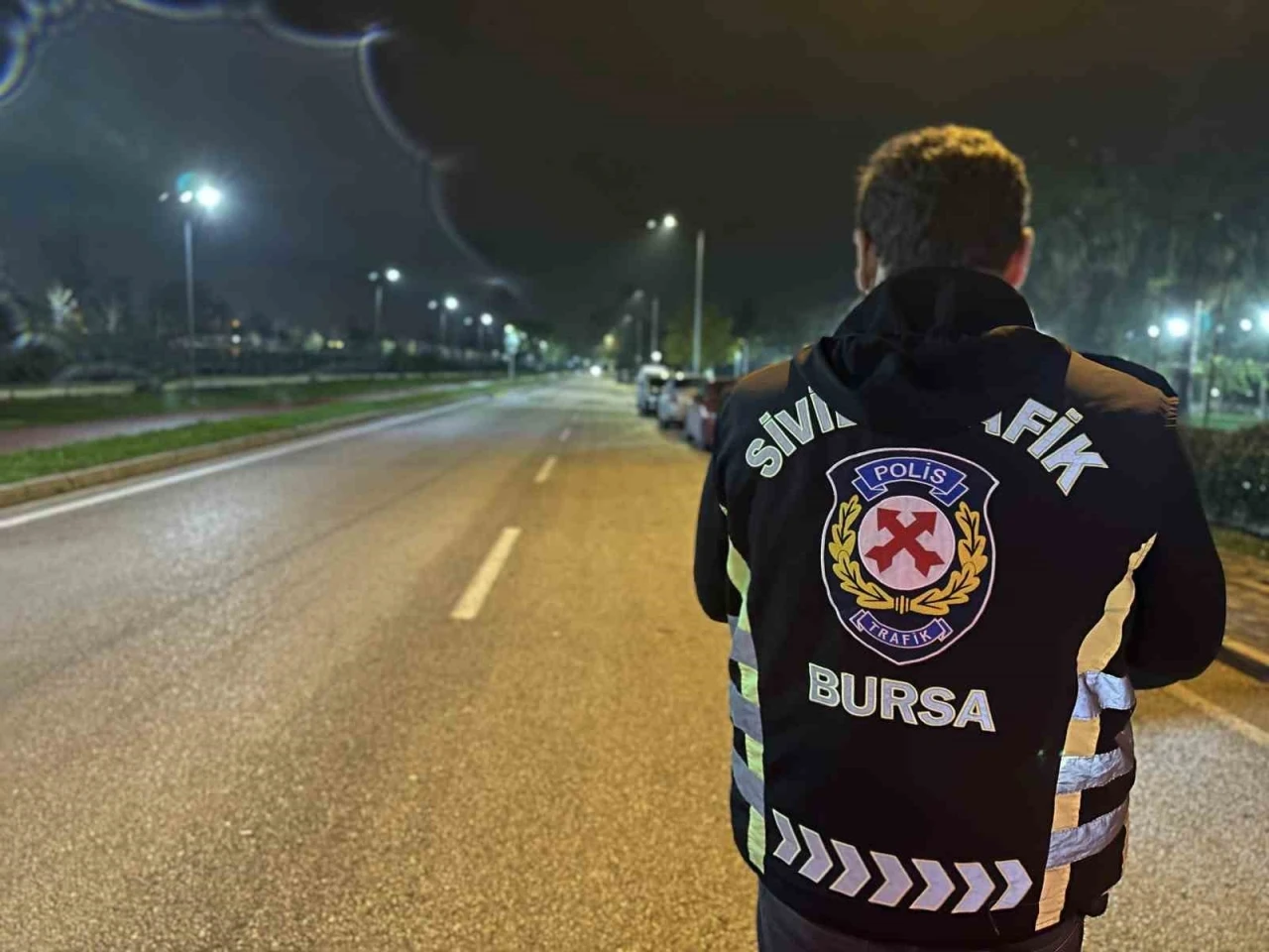 Bursa’da sivil trafik ekiplerinden gece denetimi
