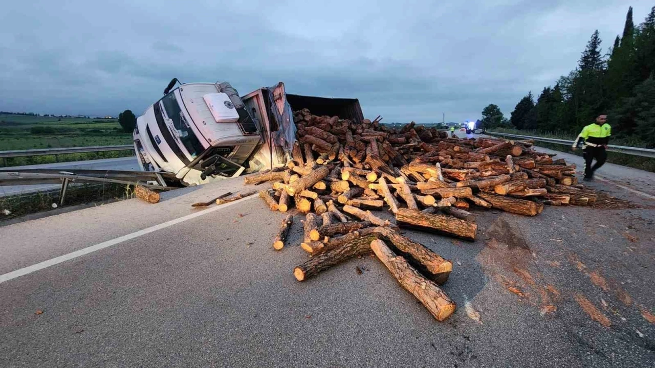 Bursa’da trafik kazası: 3 yaralı
