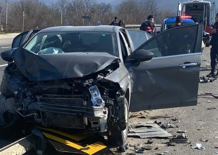 Bursa’da trafik kazası: 5 yaralı