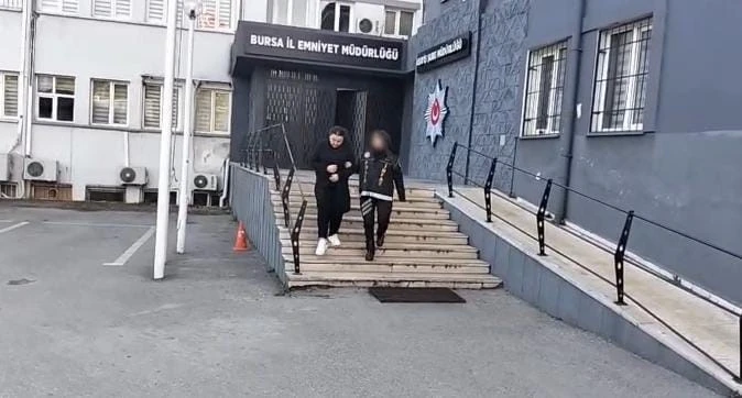 Bursa&rsquo;da uyuşturucu ticareti su&ccedil;undan aranan 3 kişi yakalandı
