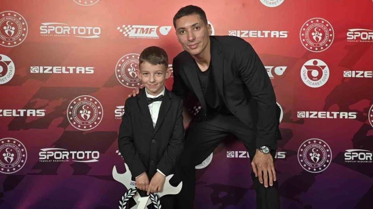 Bursa&rsquo;dan T&uuml;rkiye&rsquo;ye uzanan şampiyonluk: Poyraz Kalender
