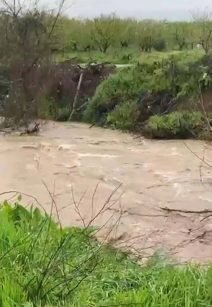 Bursa i&ccedil;in kuvvetli sağanak uyarısı
