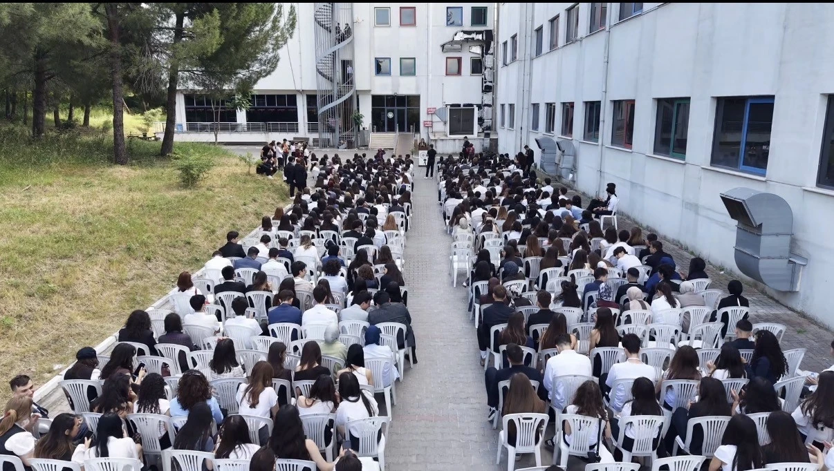 Bursa&rsquo;nın en iyi liselerinin &ouml;ğrencileri &ccedil;alıştayda buluştu
