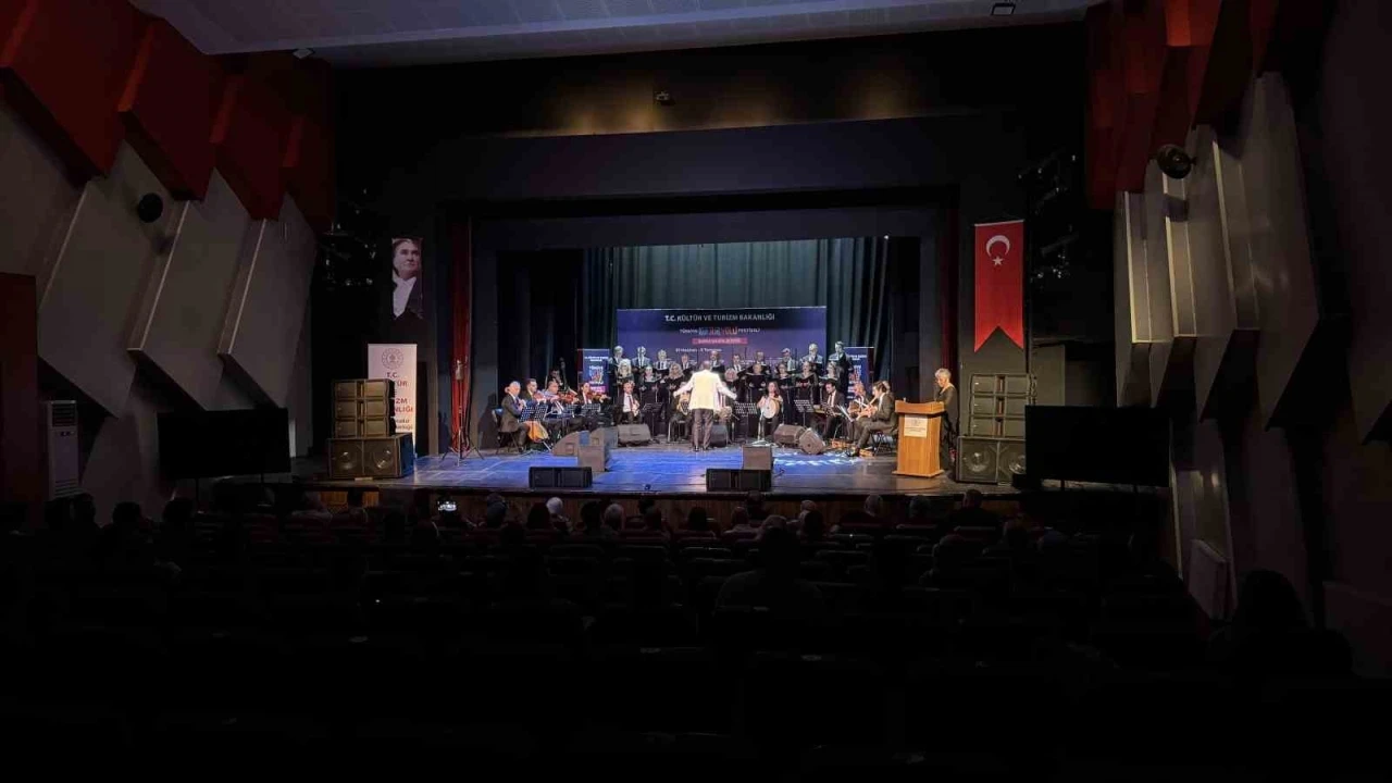 Bursa&rsquo;nın fethinin 700. yılına &ouml;zel beste yarışmasında &ouml;d&uuml;ller sahiplerini buldu

