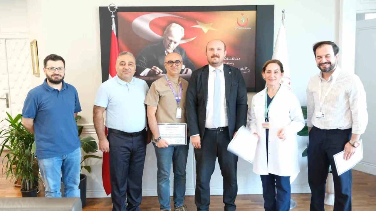 Bursa Şehir Hastanesi&rsquo;nde anne karnında hayat kurtaran m&uuml;dahale
