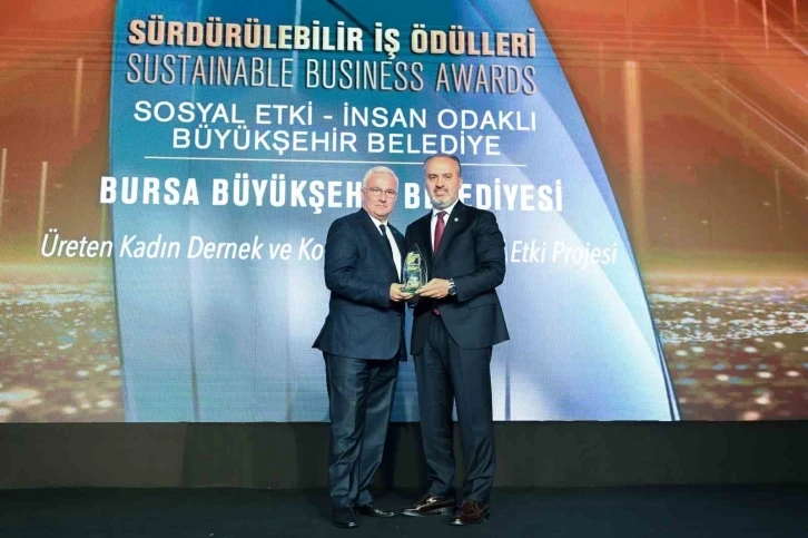 Bursa&rsquo;ya &lsquo;S&uuml;rd&uuml;r&uuml;lebilirlik&rsquo; &ouml;d&uuml;l&uuml;
