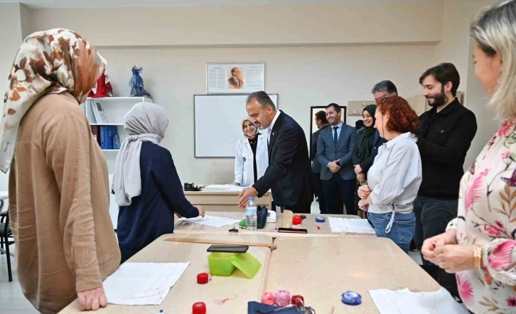 Bursalılar hayat boyu &ouml;ğreniyor
