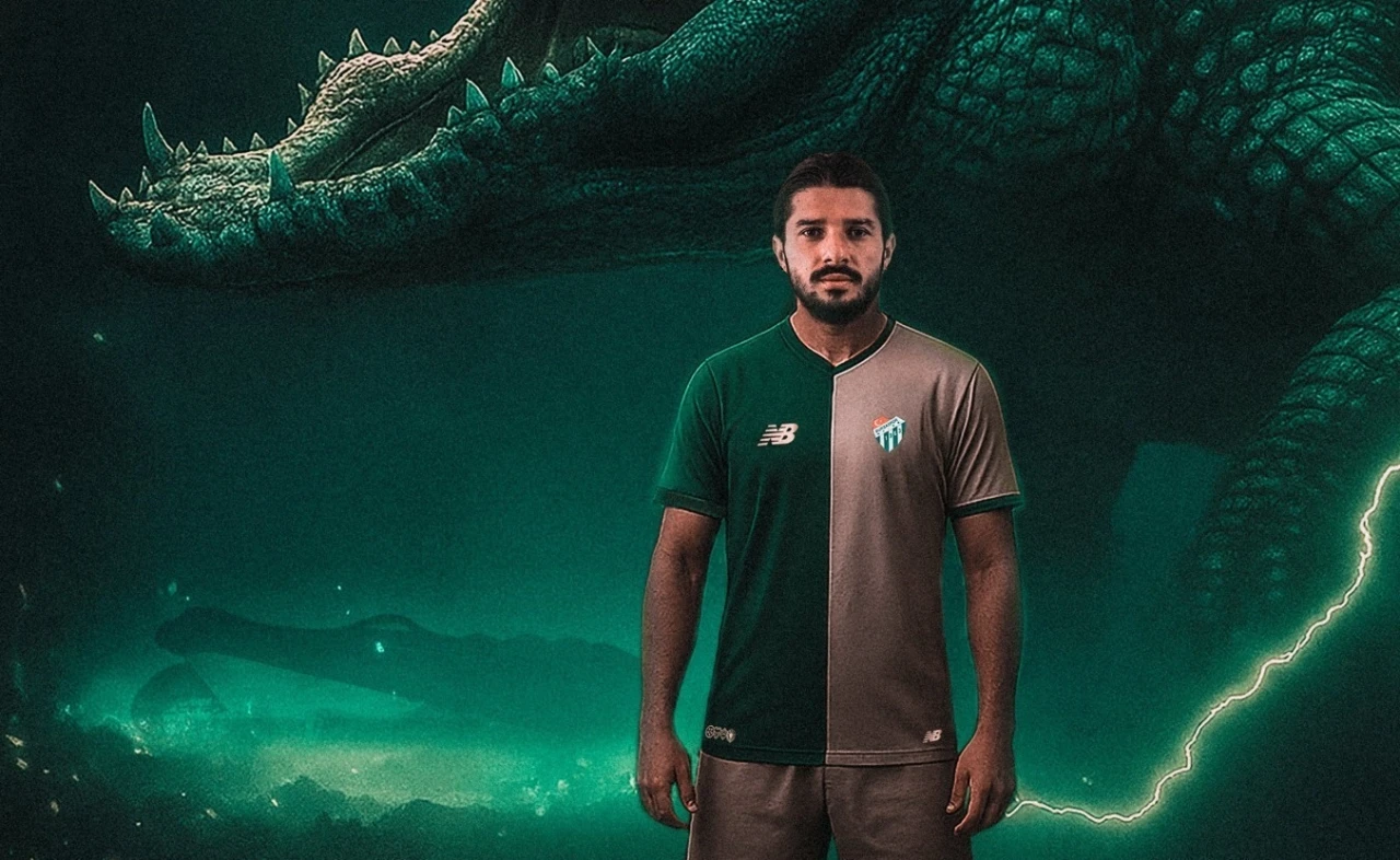 Bursaspor, Barış Gök transferini resmen duyurdu
