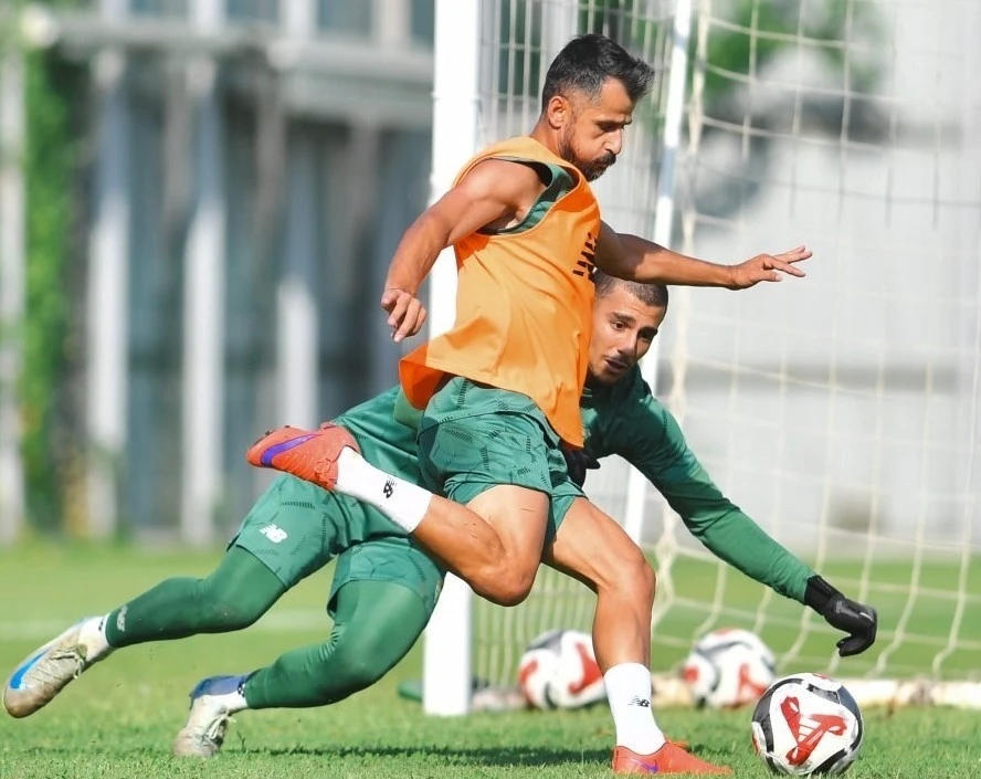 Bursaspor, Eskişehirspor maçı hazırlıklarını sürdürdü
