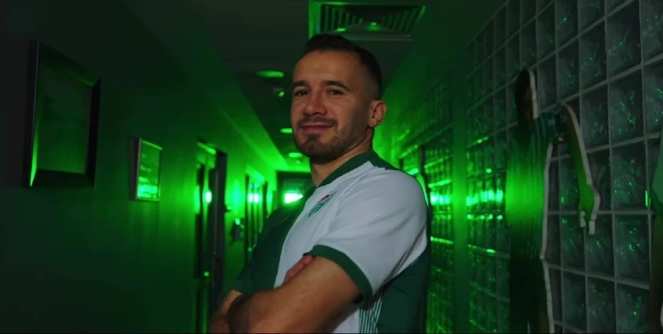 Bursaspor&rsquo;un 6. transferi Talha Y&uuml;nkuş oldu

