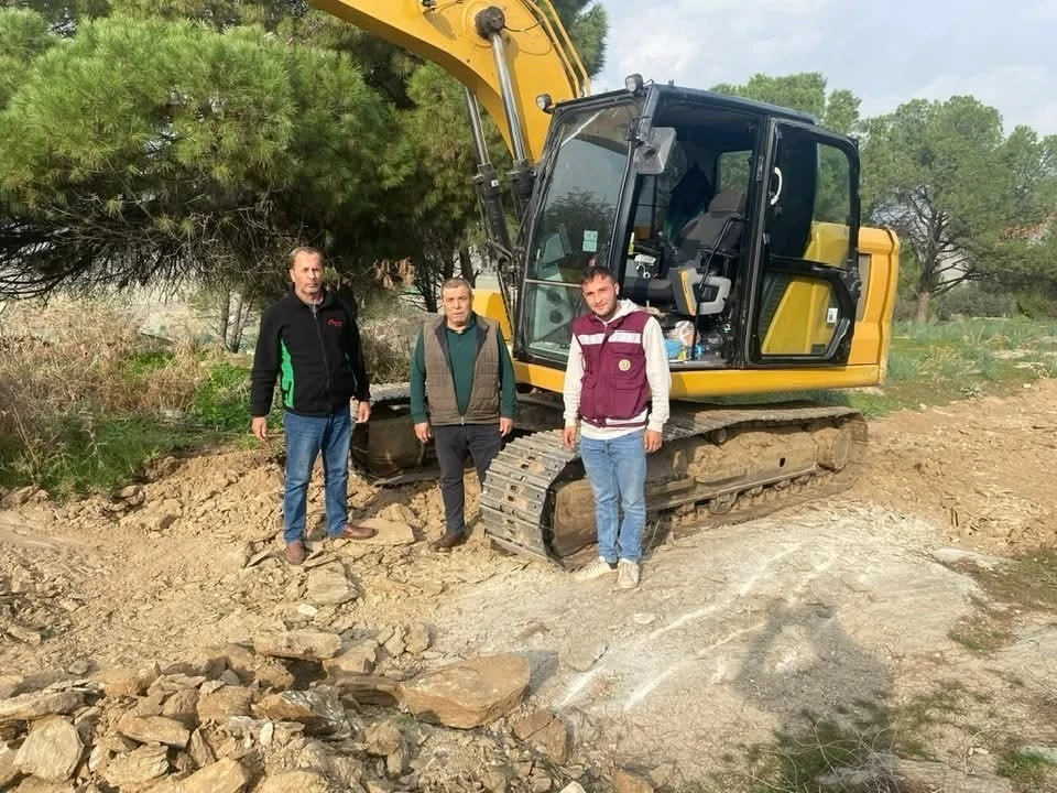 Burunköy’de yangın yolları açılıyor
