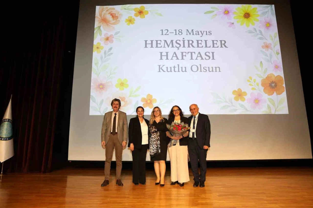 BUÜ’de &quot;Hemşireler Haftası&quot; kutlandı
