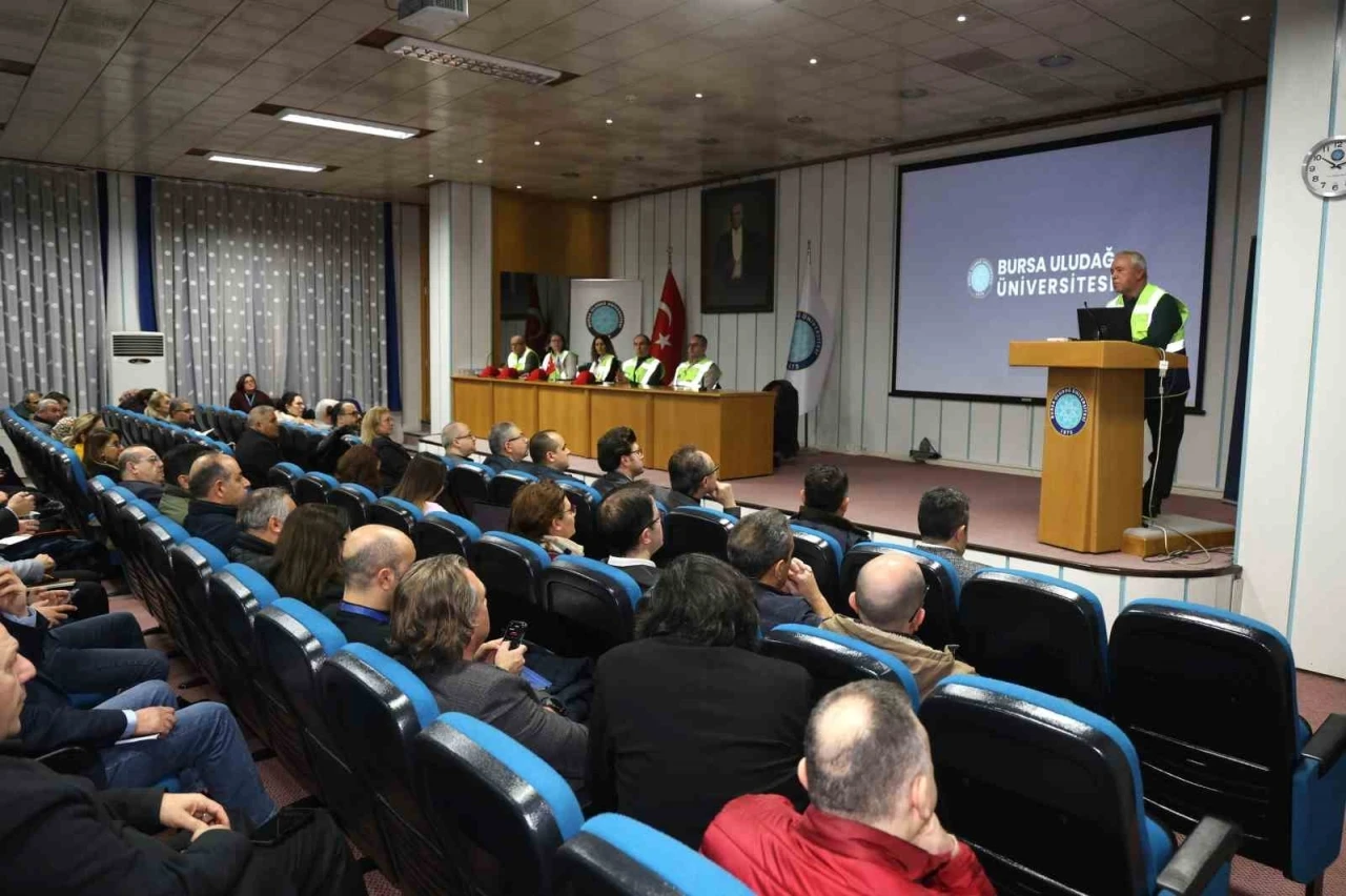 BU&Uuml;&rsquo;deki birimlere İSG kurul eğitimleri verildi
