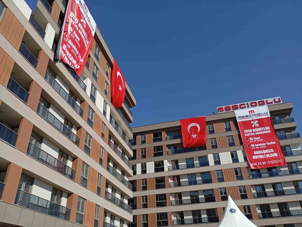 Büyük dönüşümde ilk anahtarlar teslim edildi
