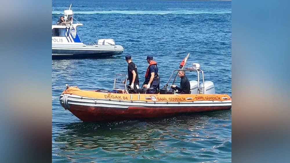Sahilde Kimliği Belirsiz Erkek Cesedi Bulundu