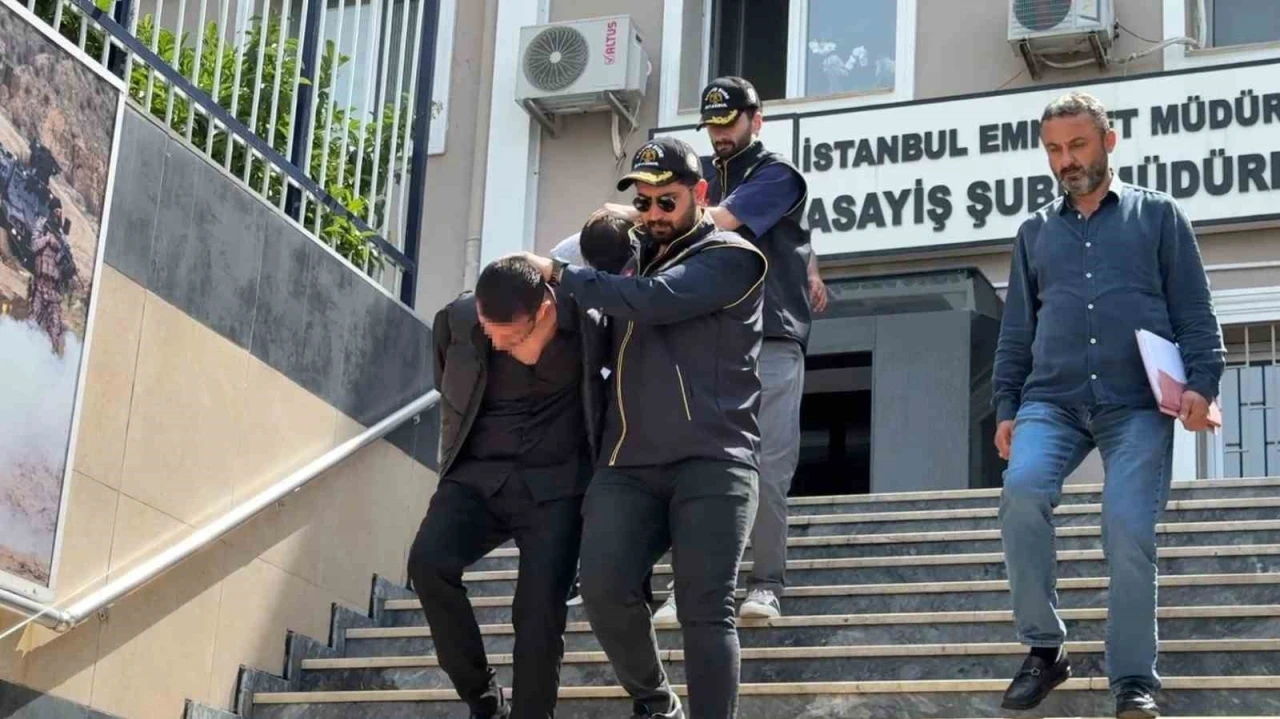 B&uuml;y&uuml;k&ccedil;ekmece Adliyesi&rsquo;ndeki soygunun iki kilit ismi adliyeye sevk edildi
