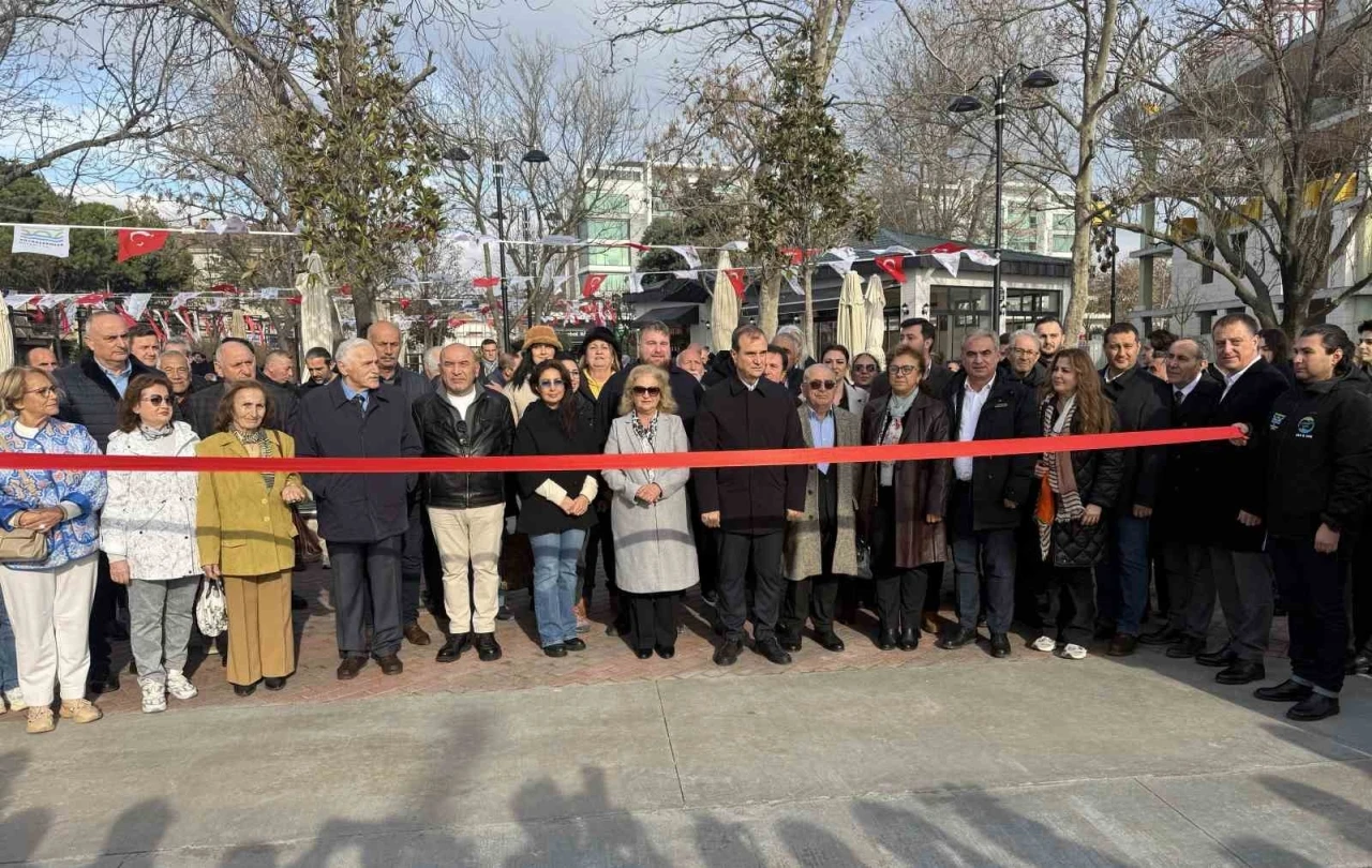 B&uuml;y&uuml;k&ccedil;ekmece Belediyesi&rsquo;nden sosyal tesis ve anıt a&ccedil;ılışı
