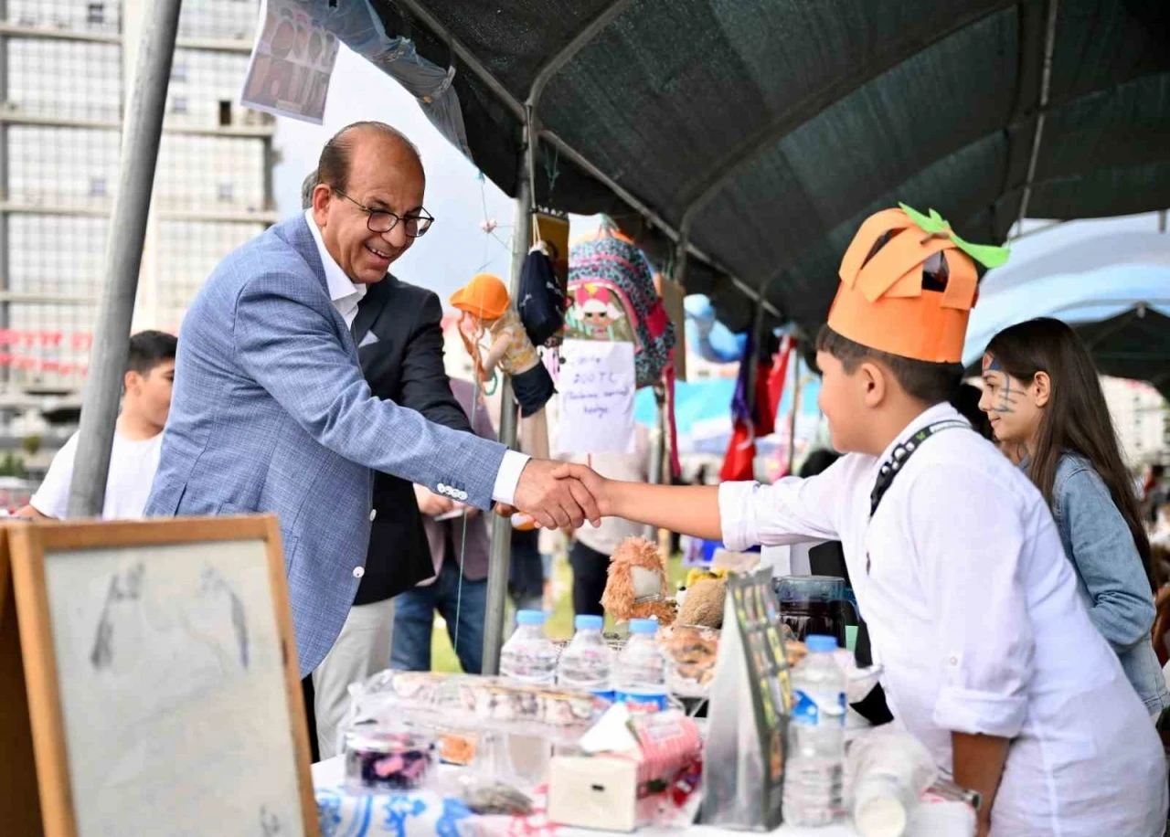 ’Büyükler Pazar Görsün’ etkinliğinin 36 bin 880 TL’lik gelir