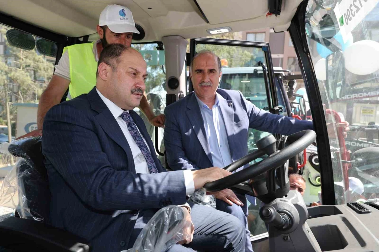 Büyükşehir, 47 milyon lira değerinde yeni araç filosu kurdu
