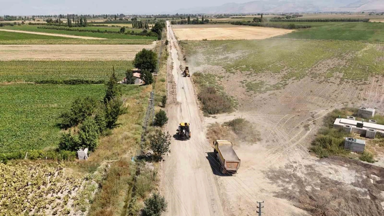 Büyükşehir’den Yeşilhisar’a 10 milyon TL’lik asfalt
