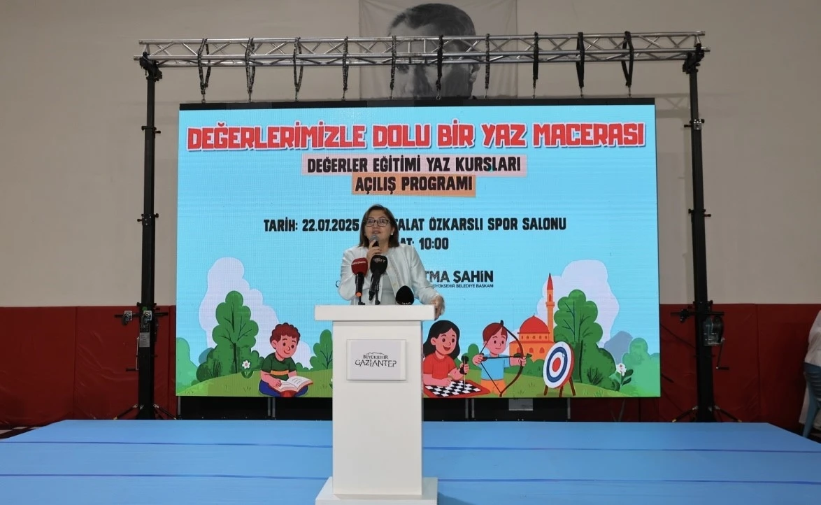 Büyükşehir’in değerler eğitimi yaz okulları programı düzenlendi
