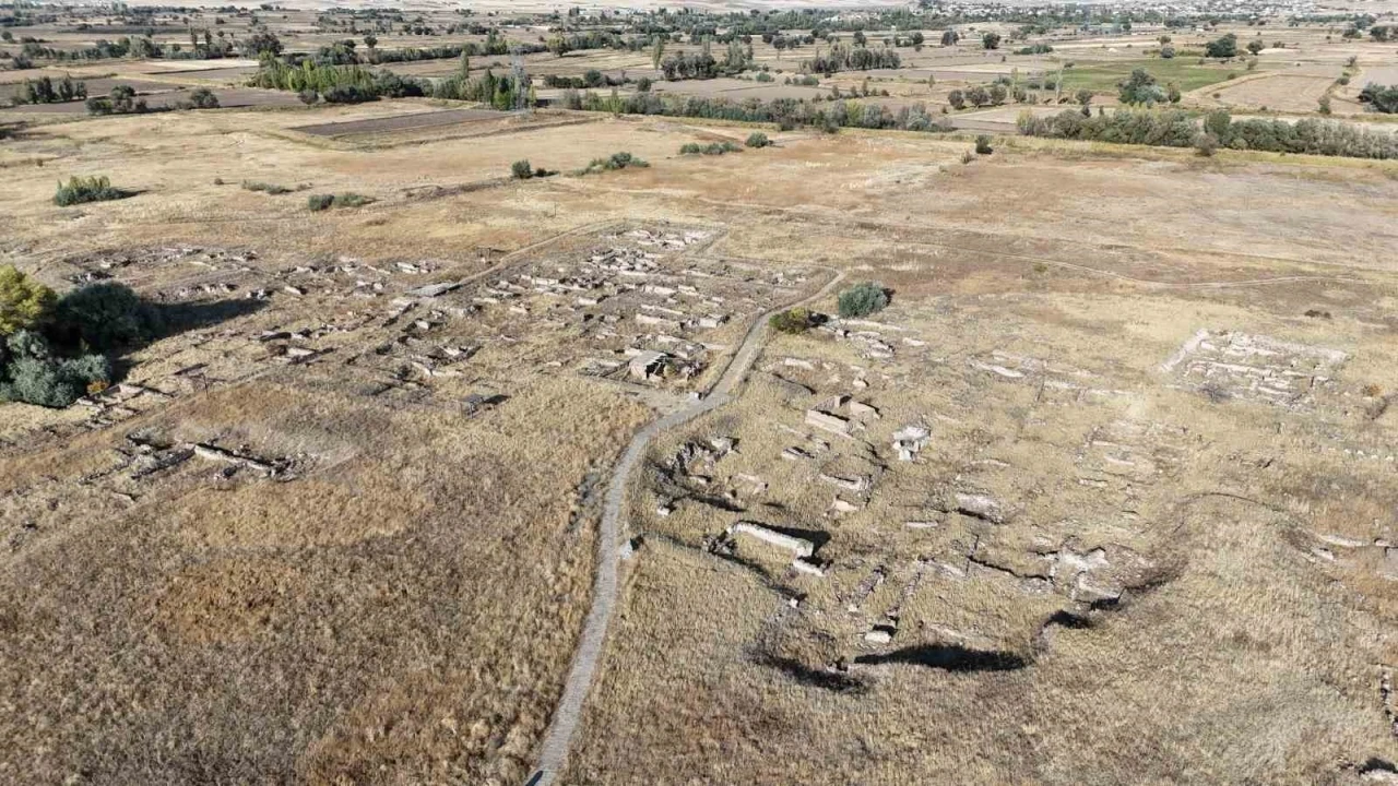 Büyükşehirden tarihe sahip çıkan adım: Kültepe’de geleceğe ışık tutuluyor
