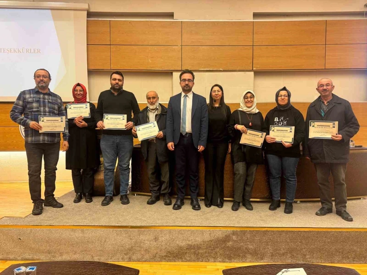 B&uuml;y&uuml;kşehirin &lsquo;organik tarım eğitimi&rsquo; sonu&ccedil;landı
