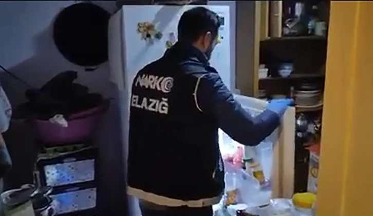 Buzdolabından uyuşturucu &ccedil;ıktı
