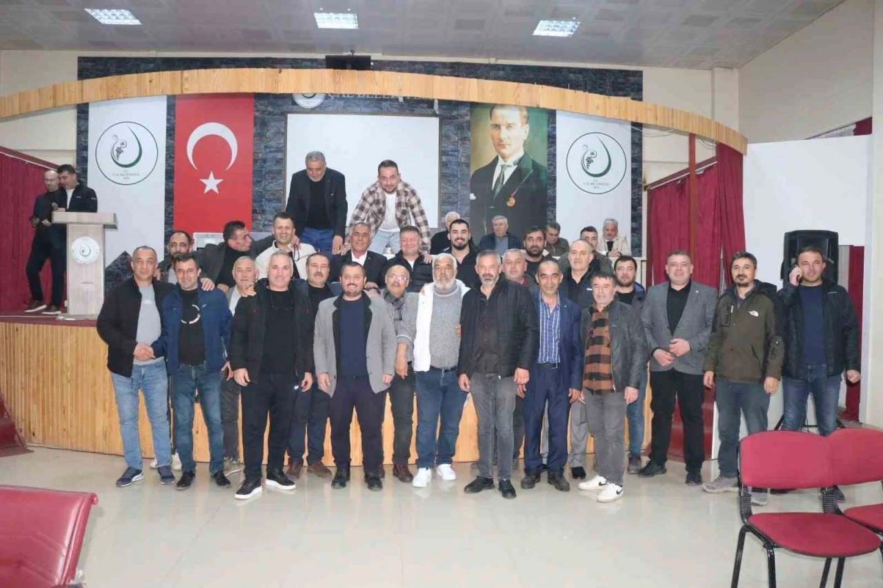 &Ccedil;al Esnaf Odası&rsquo;nda 4 d&ouml;nemdir değişmeyen başkan değişti
